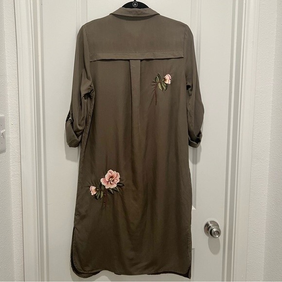 Miss Me Shirt Dress Women's Sz. Small Button Down Olive Green Floral Embroidery - Picture 8 of 12